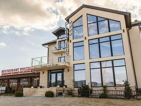 Pensiunea Carul Cu Flori Oravita Exterior photo